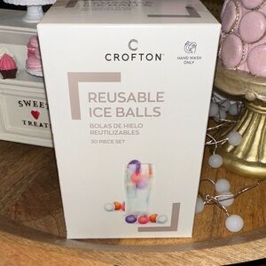 Crofton Reusable Ice Balls - 30 Piece Set